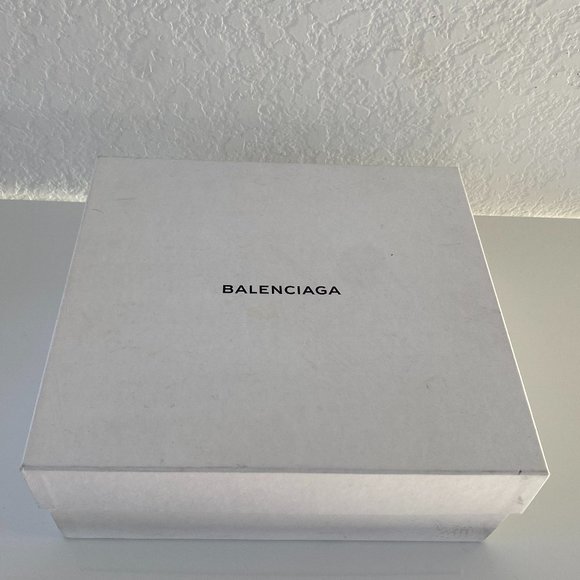 Authentic, never worn Balenciaga soft leather peep toe heels - Picture 7 of 7